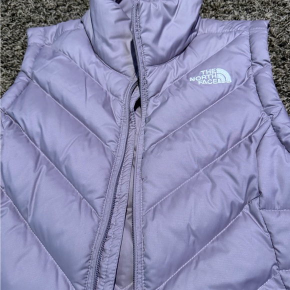 The North Face Women's Light Purple Vest - Picture 3 of 5